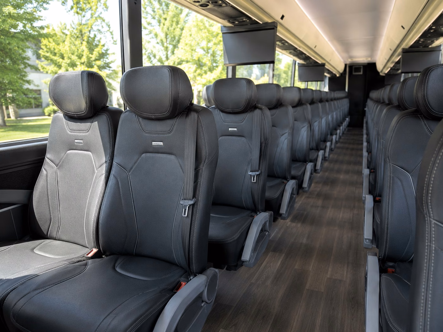 shuttle guests between napa s most iconic wedding venues without the parking headache